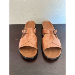 Clark’s Women’s sandals